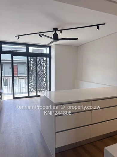 Simple living - Loft Apartment (Sole Mandate)