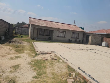 2 Bedroom House