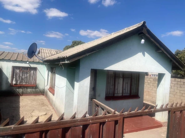 8 Bedroom House