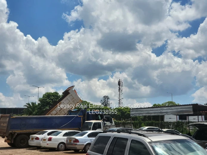 Commercial Prime Stand – 8th Street & Enterprise Road