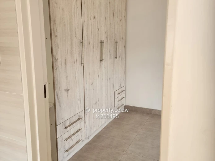 Ballantyne park 1 bedroom cottage to rent