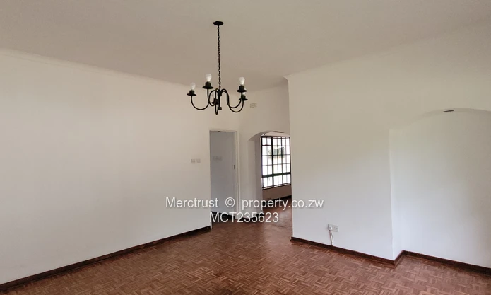 Charming family residence, available immediately!