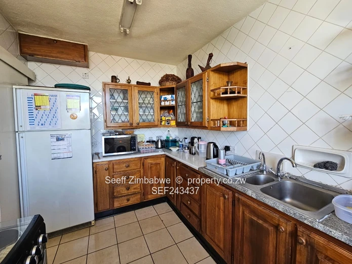 Northwold Sanctuary: Sophisticated 3-Bedroom Living