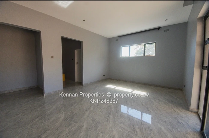 4 Bedroom Single Storey Townhouse For Sale In Mandara 