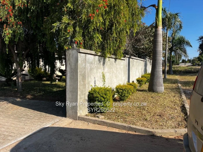 FOR SALE  Gweru Southview HOUSE FOR SALE 