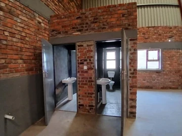 Warehouse & Factory