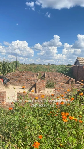 Incomplete house in Granary consisting of 10 rooms with 2 toilets 
