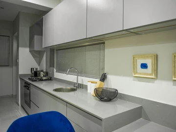 3 Bedroom Flat & Apartment