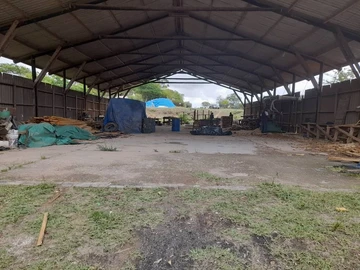 Commercial & Industrial Land