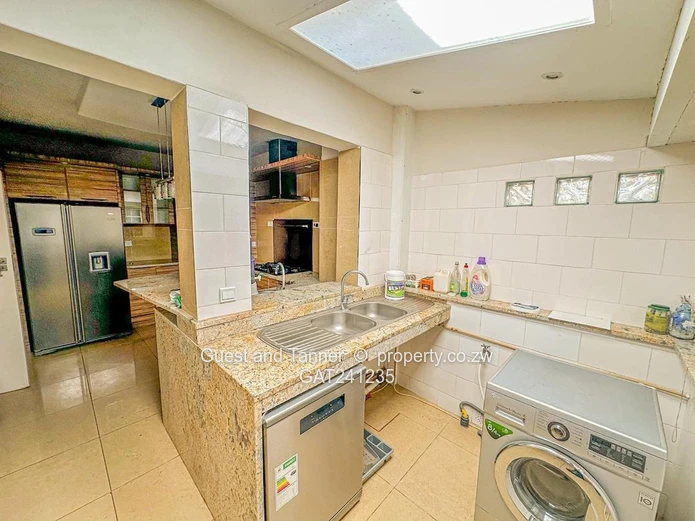 3-Bedroom flat For Sale in Upper Avenues 