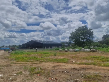 Commercial & Industrial Land