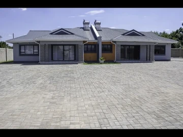 3 Bedroom Townhouse Complex