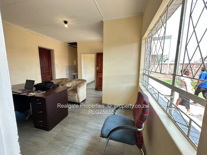 Prime Commercial Warehouse For Sale | Thorngrove, Bulawayo