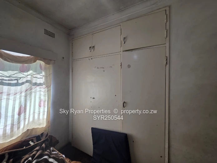 Ashdown Park House For Sale 