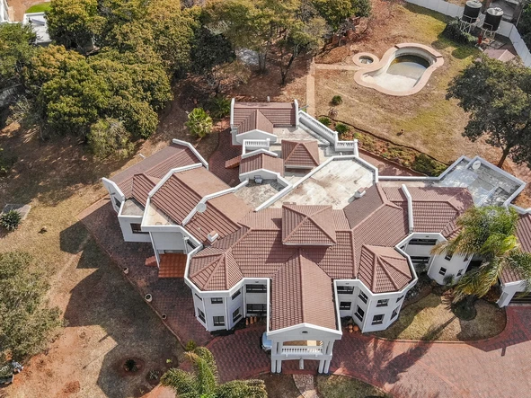 7 Bedroom House