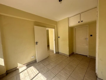 Flat & Apartment