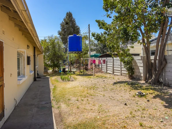 3 Bedroom Garden Flat