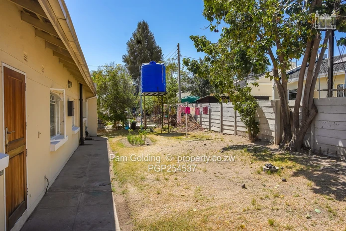 3 Bedroom Villa on Coronation Avenue