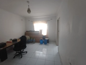 4 Bedroom Garden Flat