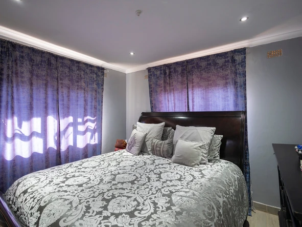 Farm & Agricultural Land