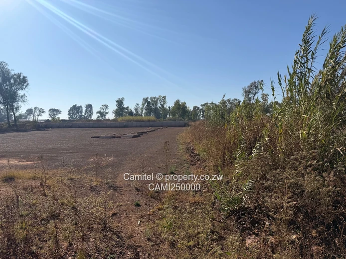4000 sqm Serviced Industrial Land, Haydon Park - Tarred Road