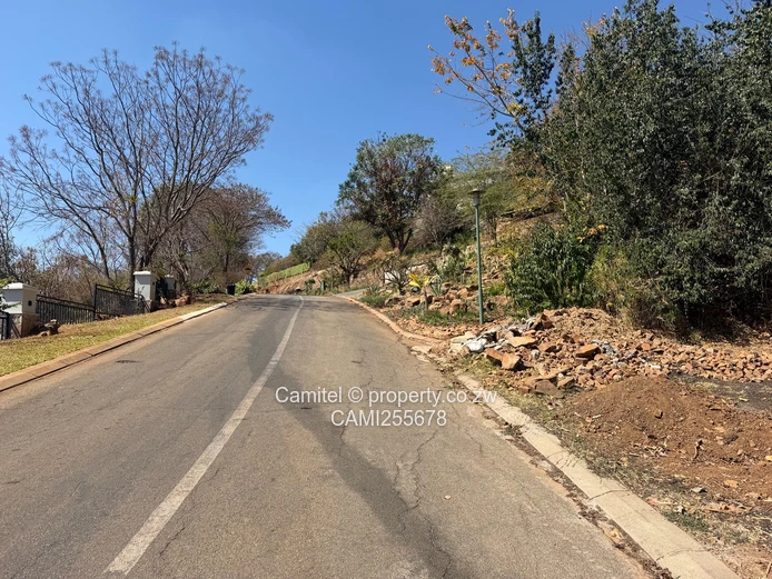 Prime 2100m2 Arlington Stand with Deeds,Tarred Roads, Access Control
