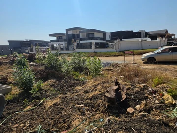 Stands & Residential Land