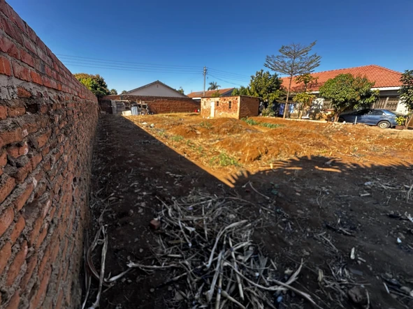 Stands & Residential Land