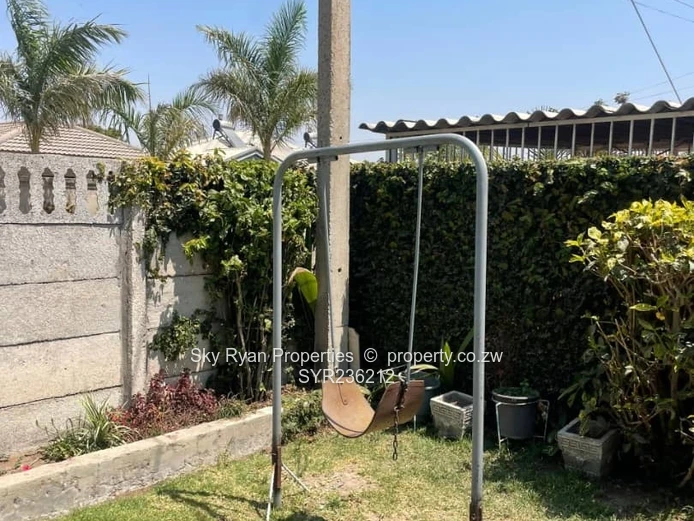 Mainway Meadows House For Sale 