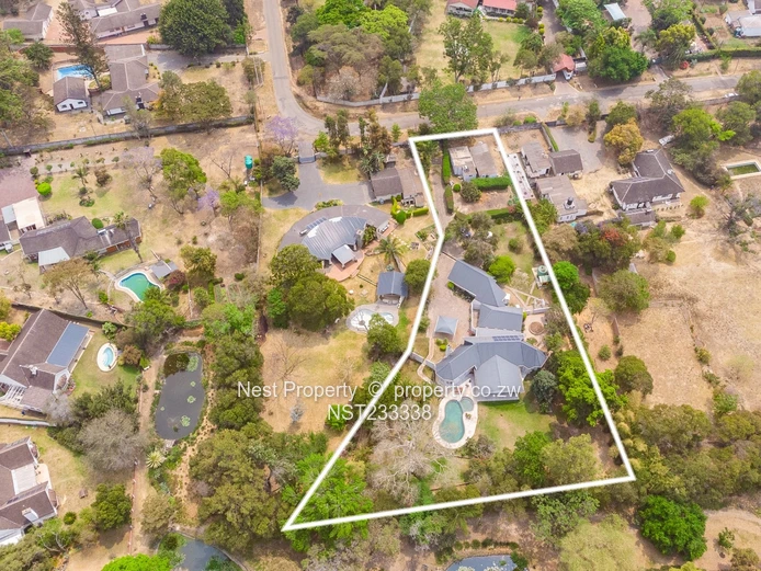 Location- 4 Bedroom House + Cottage In Colne Valley