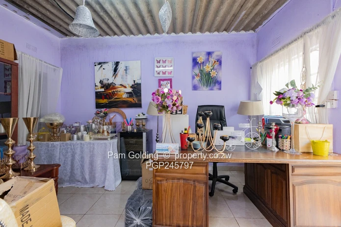 Versatile Family Home in Great Location