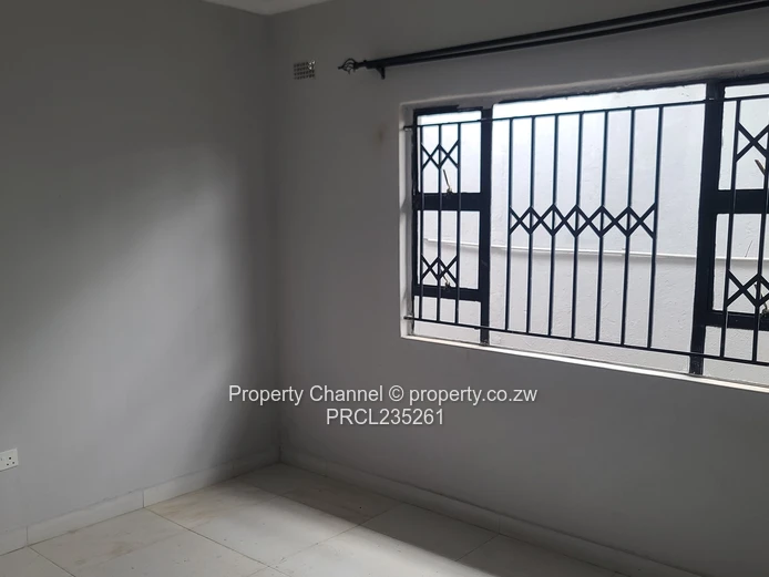 Recently Renovated 4 Bed In  Highfeild