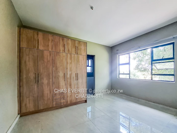 Newly built 3bed Flat to Let 