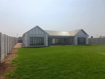5 Bedroom House