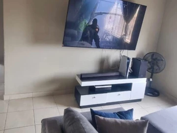 2 Bedroom Garden Flat