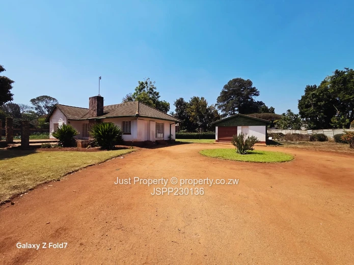 3 bedroomed house to rent in Borrowdale