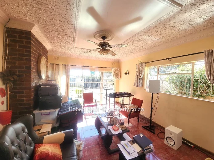 Charming 4 Bed House To Rent In Mount Pleasant