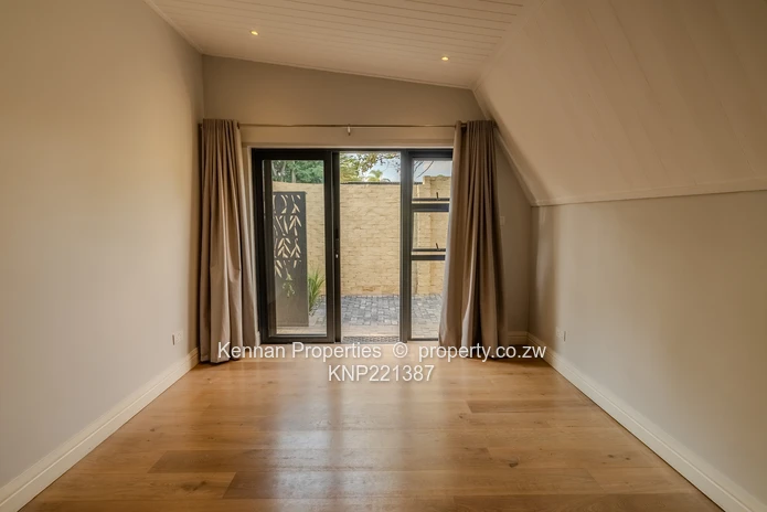 High End Townhouse In The Heart Of The Golden Triangle