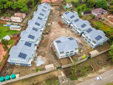 18 Unit Townhouse Complex