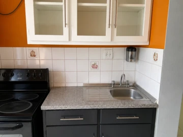 3 Bedroom Flat & Apartment