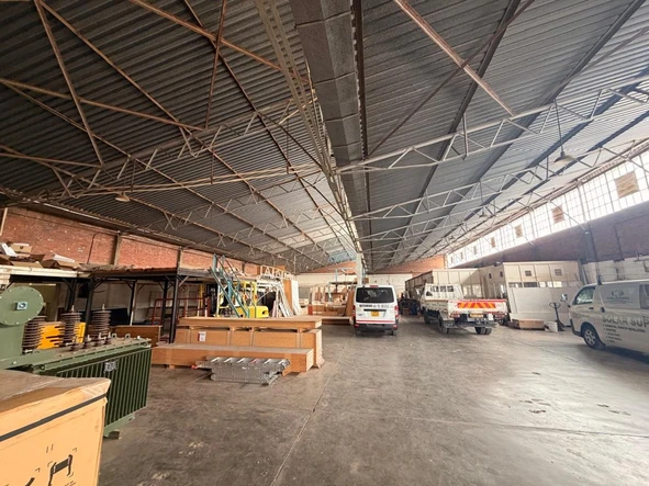 Warehouse & Factory