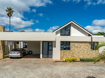 4 Bedroom Townhouse Complex