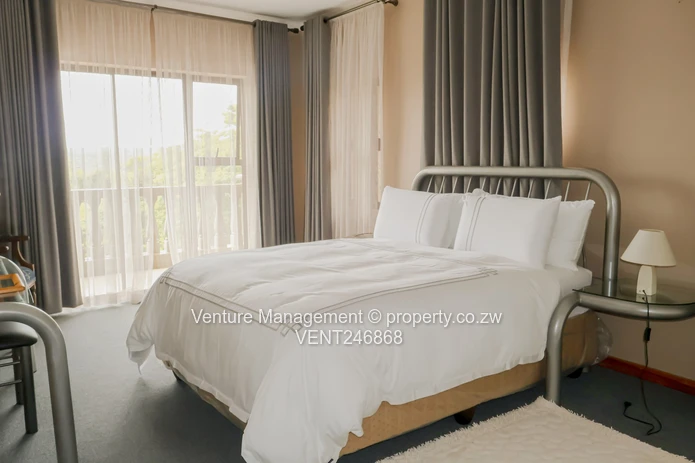 Luxury Executive Residence In Folyjon!