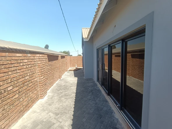 2 Bedroom Garden Flat