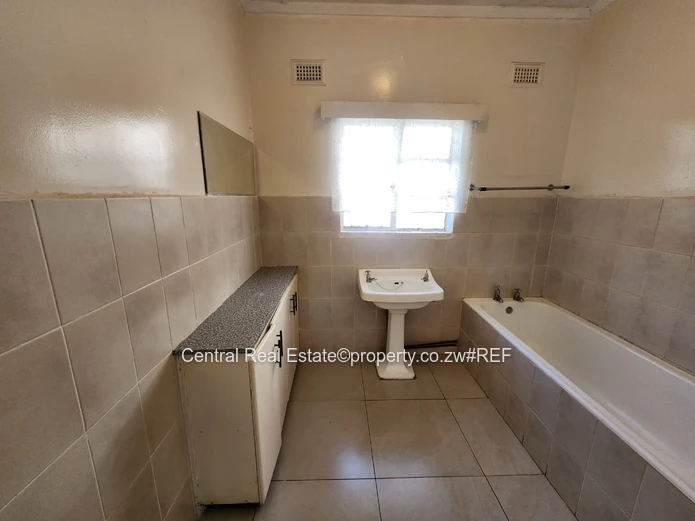 Athlone House For Sale 