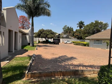 2 Bedroom Garden Flat