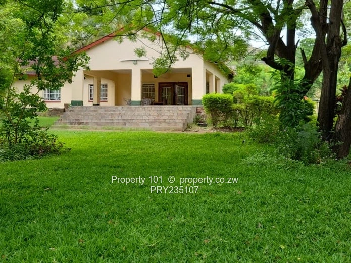 Kariba-Baobab Ridge Gem~ invest in Tranquility 