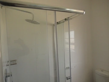 3 Bedroom Flat & Apartment