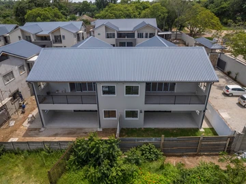 3 Bedroom Flat & Apartment