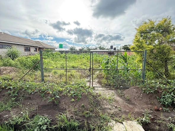 Stands & Residential Land